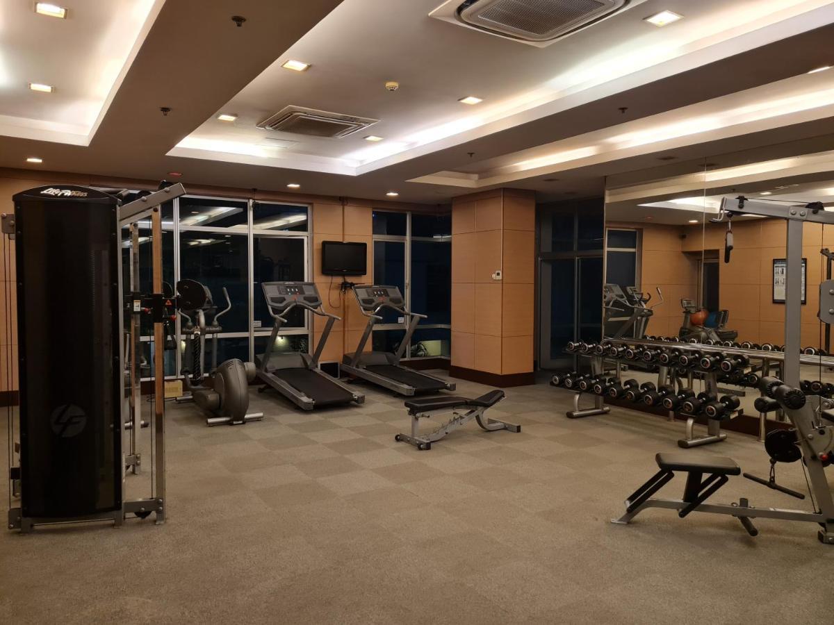 סן פדרו מקאטי Huge Condo Unit Near Burgos Circle, St Lukes, Shangri-La - P Hamptons T1 מראה חיצוני תמונה
