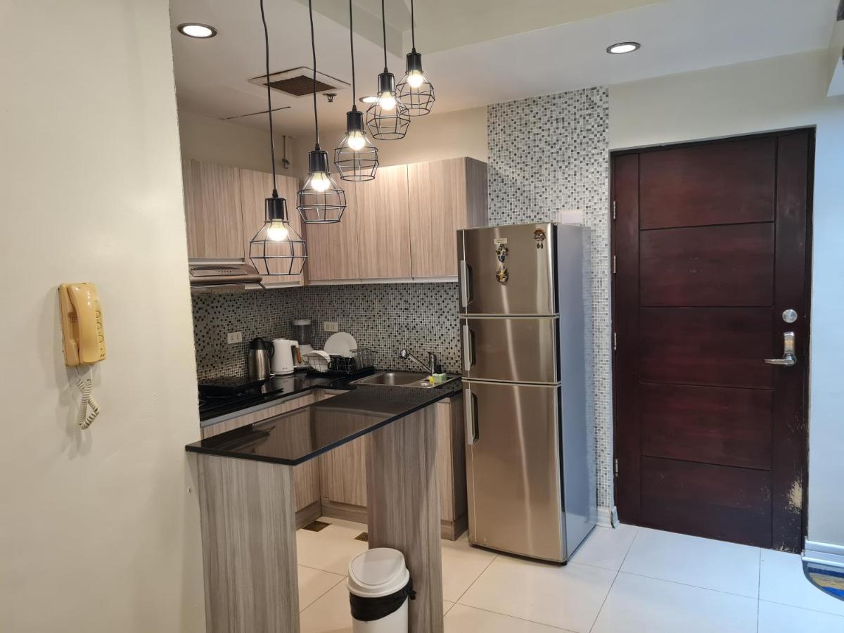 סן פדרו מקאטי Huge Condo Unit Near Burgos Circle, St Lukes, Shangri-La - P Hamptons T1 מראה חיצוני תמונה