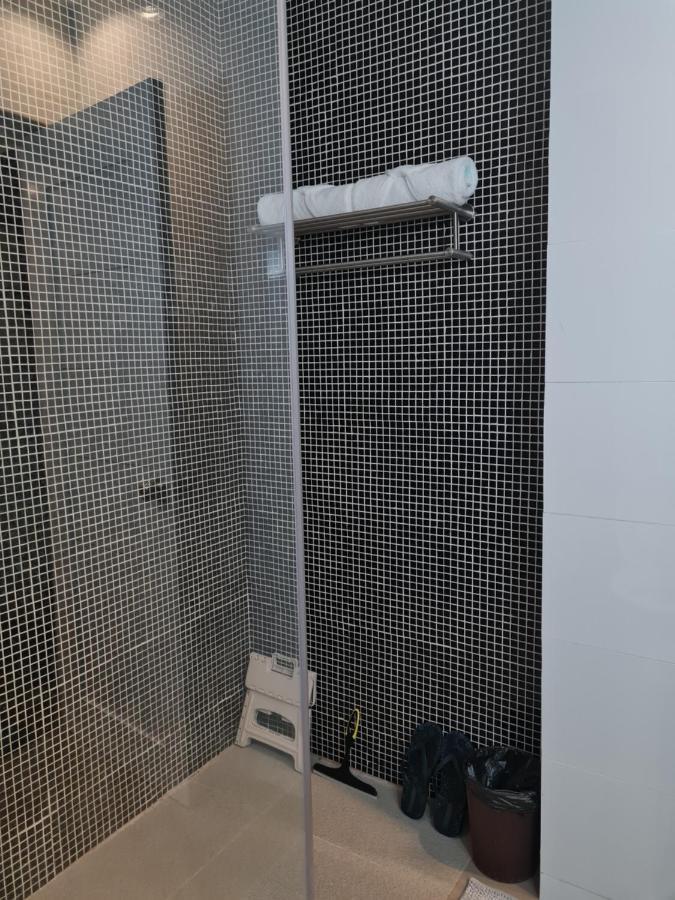 סן פדרו מקאטי Huge Condo Unit Near Burgos Circle, St Lukes, Shangri-La - P Hamptons T1 מראה חיצוני תמונה